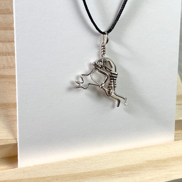 ⭐️Silver-tone Wire Kokopelli Pendant/Charm - Picture 2 of 5